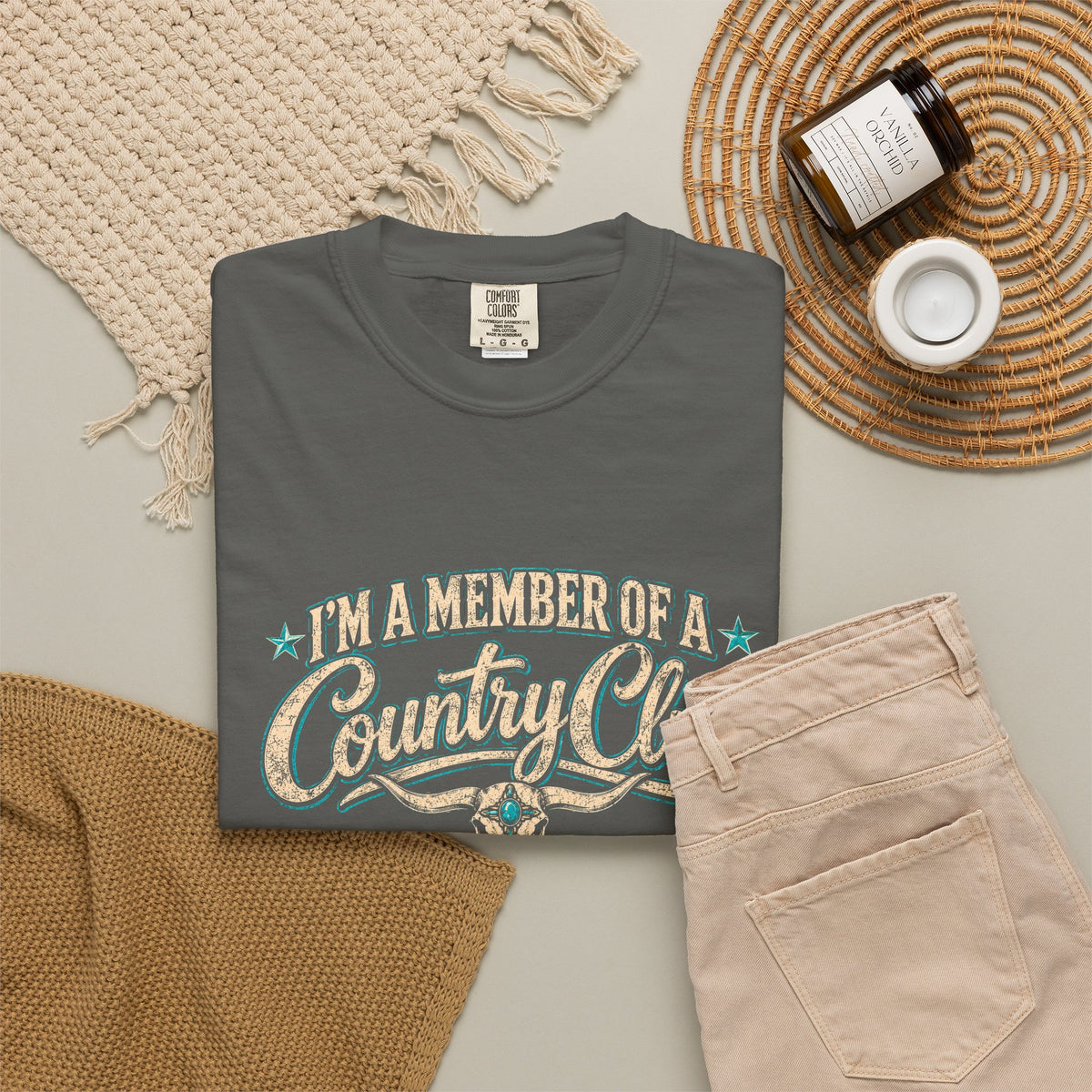 I’m a Member of a Country Club Graphic T-Shirt